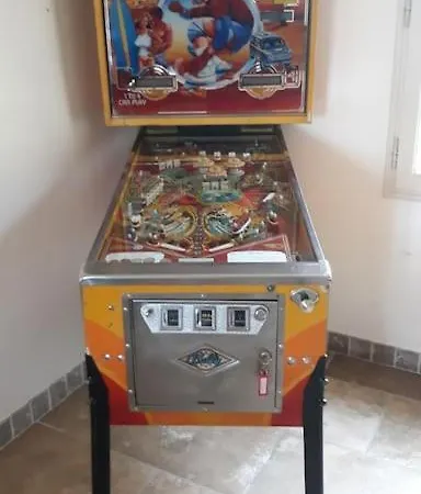 Entiere Avec Piscine *